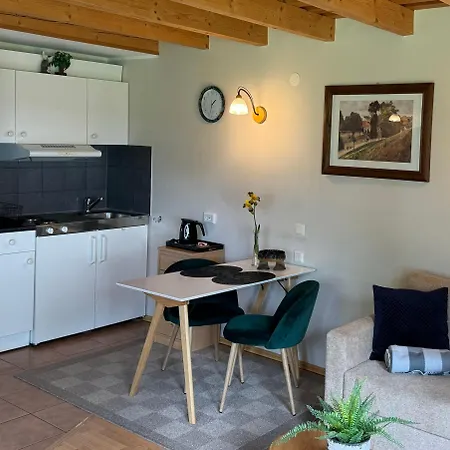 Kaesmu Merekalda Apartments - Adults Only Room photo